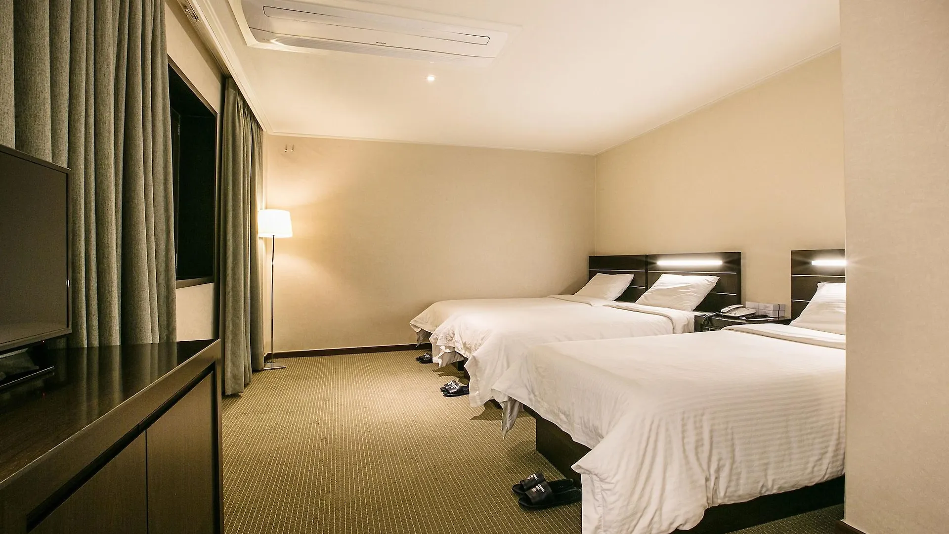 Busan Tourist Hotel