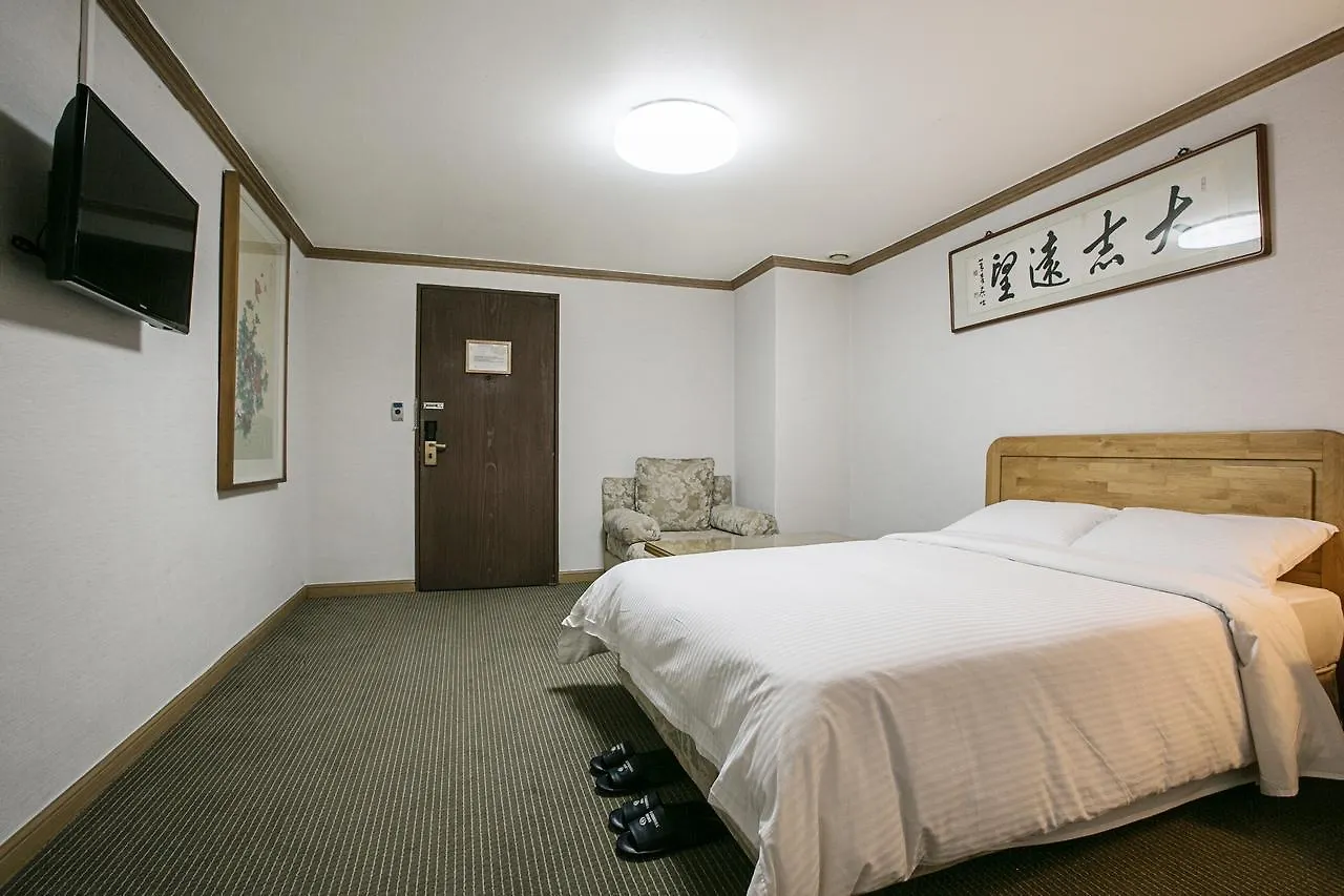 釜山 ツーリスト ホテル 3*, 釜山広域市